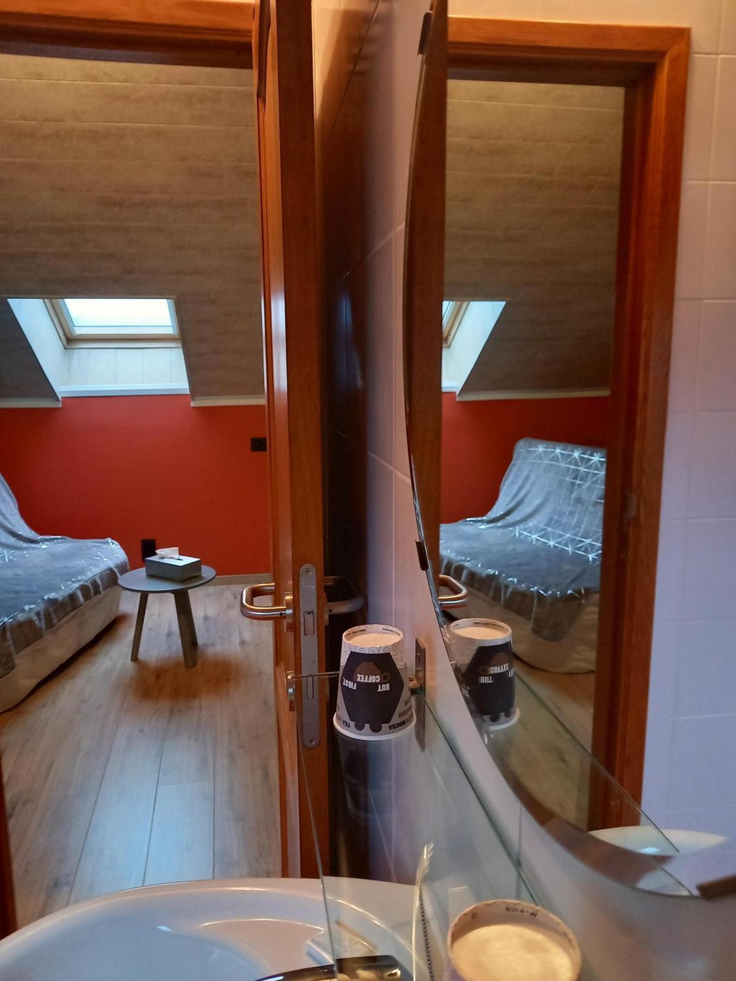 Chanteloup, Maison D'Hotes - Halleux Halleux  Rom bilde